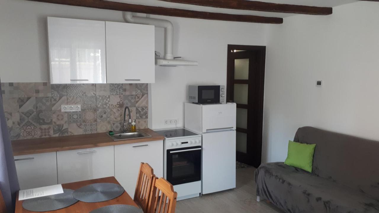Eden Apartman Hajduszoboszlo Exterior photo