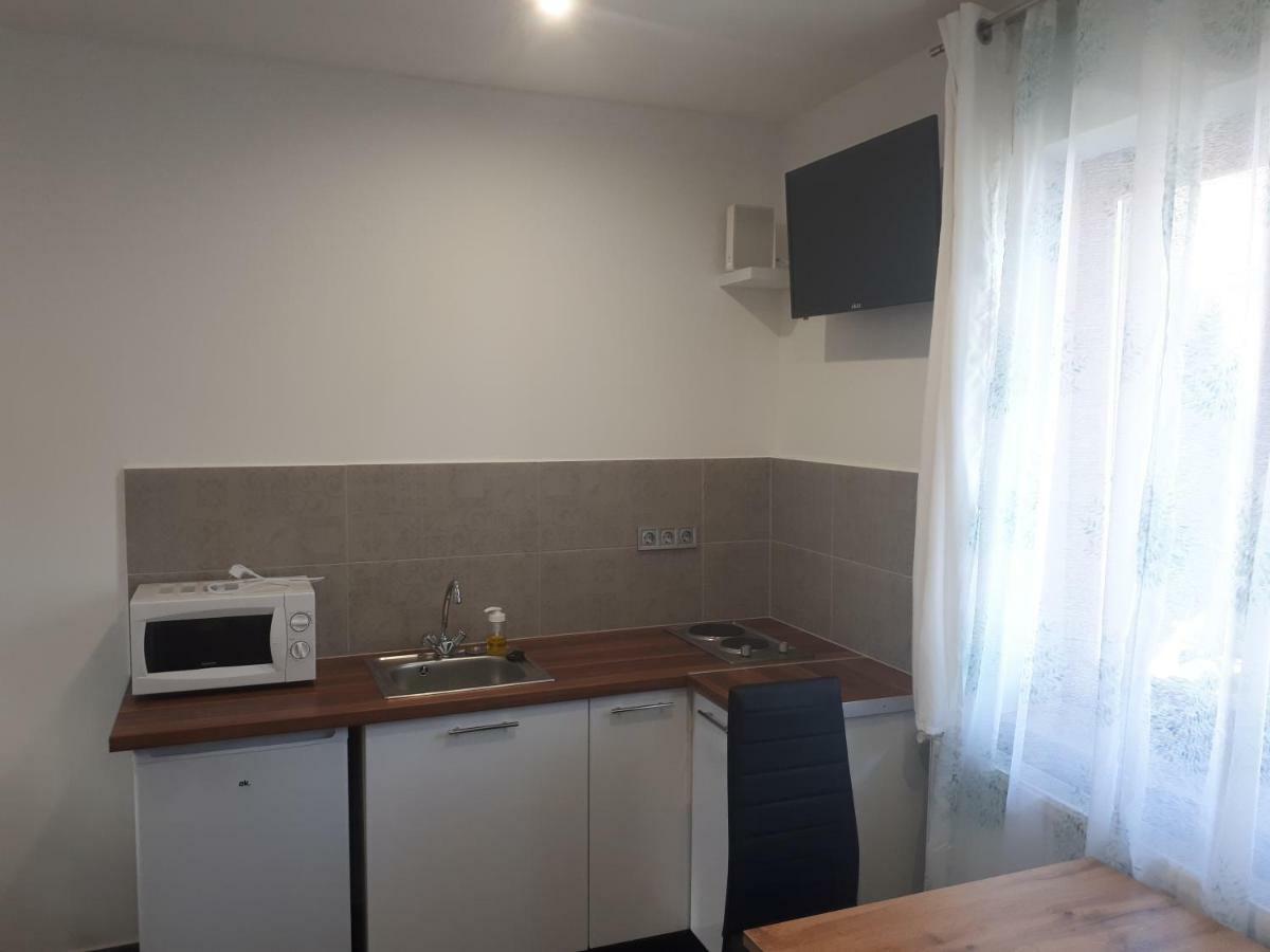 Eden Apartman Hajduszoboszlo Exterior photo